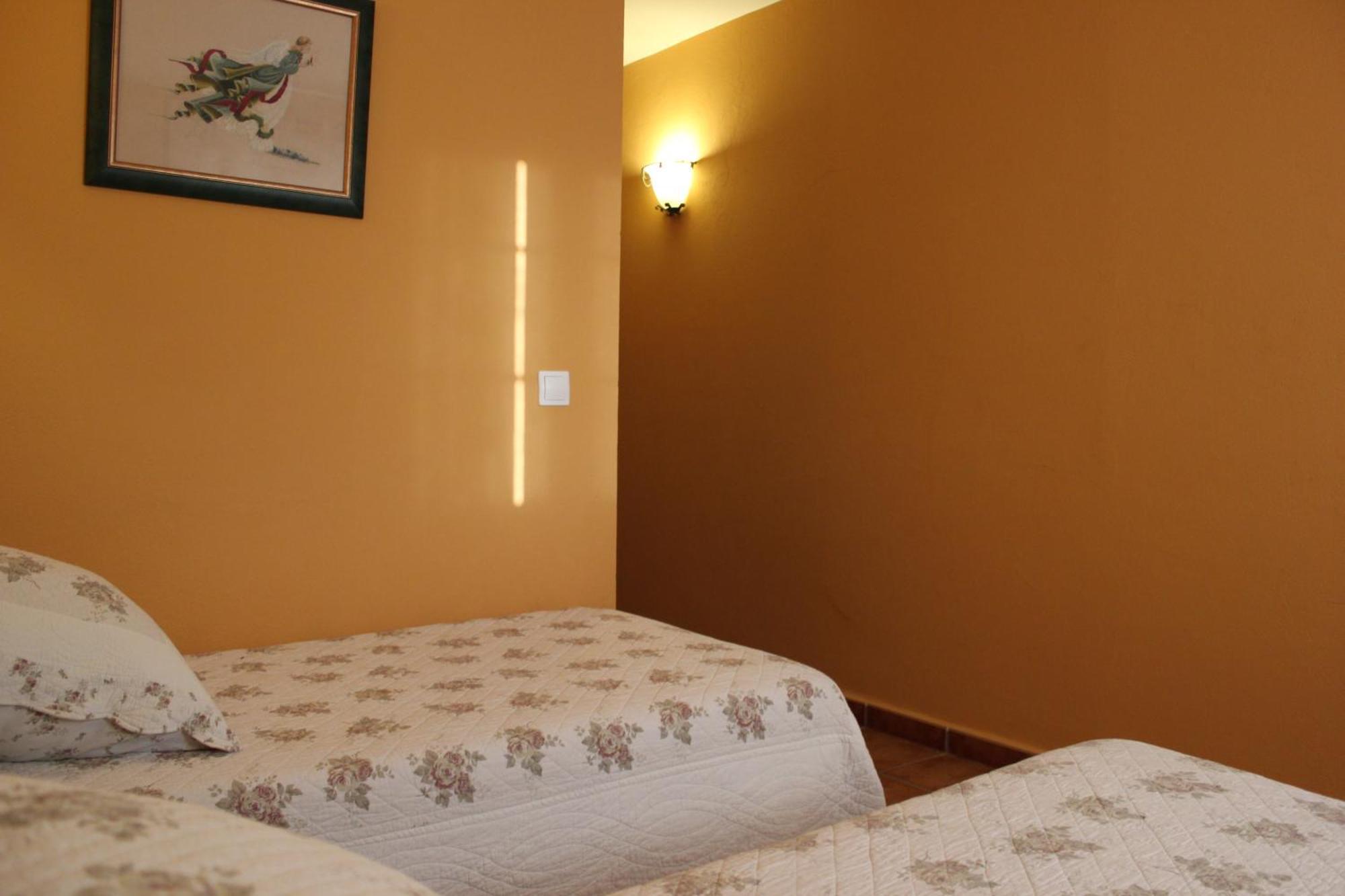 Hotel Rural Valle Del Tuejar Taranilla الغرفة الصورة